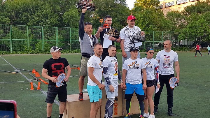 Двое амурчан стали лучшими на турнире по кроссфиту во Владивостоке