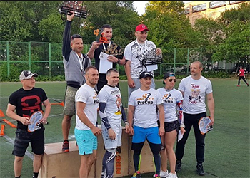 Двое амурчан стали лучшими на турнире по кроссфиту во Владивостоке