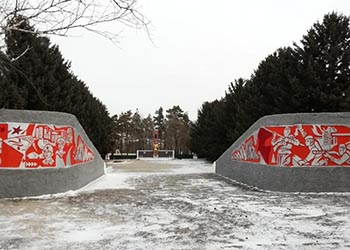 В Васильевке обновили памятник воинам-односельчанам